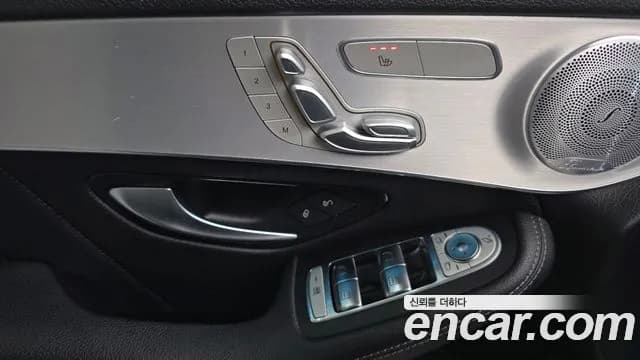 2019 Mercedes-Benz GLC-Class X253 GLC300 4MATIC AMG Line Sold VIN WDC0G4KB4KF667908 – photo 25 2019 Mercedes-Benz GLC-Class X253 GLC300 4MATIC AMG Line Sold VIN WDC0G4KB4KF667908 – photo 25