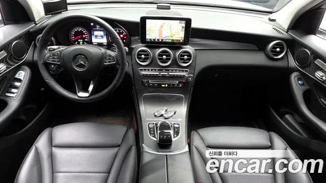 2019 Mercedes-Benz GLC-Class X253 GLC300 4MATIC Sold VIN WDC0G4KB6KF623988 – photo 30 2019 Mercedes-Benz GLC-Class X253 GLC300 4MATIC Sold VIN WDC0G4KB6KF623988 – photo 30
