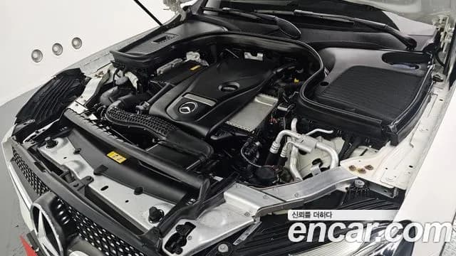 2019 Mercedes-Benz GLC-Class X253 GLC300 4MATIC AMG Line Sold VIN WDC0G4KBXKF631480 – engine bay 2019 Mercedes-Benz GLC-Class X253 GLC300 4MATIC AMG Line Sold VIN WDC0G4KBXKF631480 – engine bay