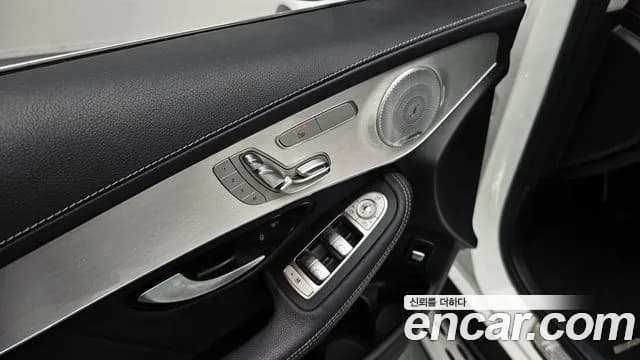 2019 Mercedes-Benz GLC-Class X253 GLC300 4MATIC AMG Line Sold VIN WDC0G4KBXKF631480 – photo 18 2019 Mercedes-Benz GLC-Class X253 GLC300 4MATIC AMG Line Sold VIN WDC0G4KBXKF631480 – photo 18