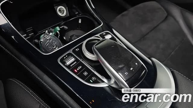 2019 Mercedes-Benz GLC-Class X253 GLC300 4MATIC AMG Line Sold VIN WDC0G4KBXKF631480 – photo 25 2019 Mercedes-Benz GLC-Class X253 GLC300 4MATIC AMG Line Sold VIN WDC0G4KBXKF631480 – photo 25