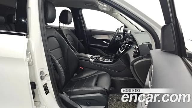 2019 Mercedes-Benz GLC-Class X253 GLC350e 4MATIC Sold VIN WDC0G5EB0KF499749 – photo 23 2019 Mercedes-Benz GLC-Class X253 GLC350e 4MATIC Sold VIN WDC0G5EB0KF499749 – photo 23