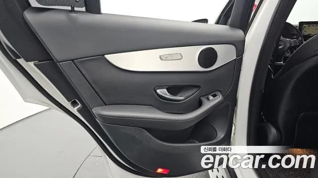 2019 Mercedes-Benz GLC-Class X253 GLC350e 4MATIC Sold VIN WDC0G5EB0KF499749 – photo 24 2019 Mercedes-Benz GLC-Class X253 GLC350e 4MATIC Sold VIN WDC0G5EB0KF499749 – photo 24