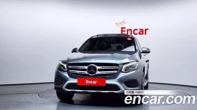 2019 Mercedes-Benz GLC-Class X253 GLC350e 4MATIC Premium Sold VIN WDC0G5EB0KF508711 – photo 12 2019 Mercedes-Benz GLC-Class X253 GLC350e 4MATIC Premium Sold VIN WDC0G5EB0KF508711 – photo 12