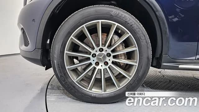 2019 Mercedes-Benz GLC-Class X253 GLC350e 4MATIC Premium Sold VIN WDC0G5EB1KF519734 – photo 20 2019 Mercedes-Benz GLC-Class X253 GLC350e 4MATIC Premium Sold VIN WDC0G5EB1KF519734 – photo 20