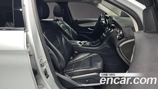 2019 Mercedes-Benz GLC-Class X253 GLC350e 4MATIC Premium Sold VIN WDC0G5EB1KF661159 – dashboard 2019 Mercedes-Benz GLC-Class X253 GLC350e 4MATIC Premium Sold VIN WDC0G5EB1KF661159 – dashboard