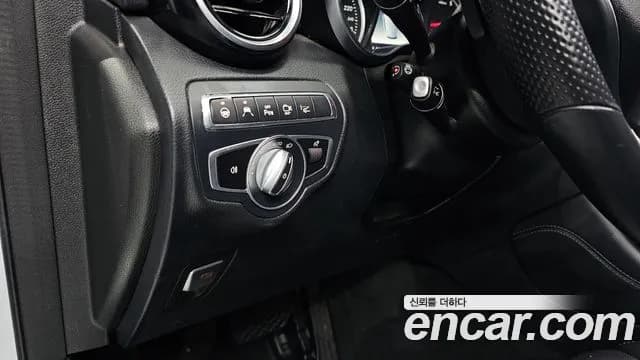 2019 Mercedes-Benz GLC-Class X253 GLC350e 4MATIC Premium Sold VIN WDC0G5EB1KF661159 – photo 13 2019 Mercedes-Benz GLC-Class X253 GLC350e 4MATIC Premium Sold VIN WDC0G5EB1KF661159 – photo 13