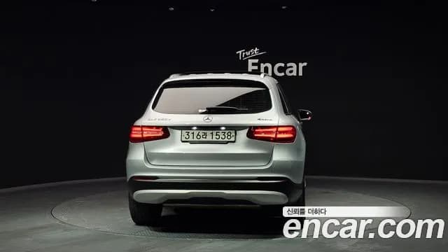 2019 Mercedes-Benz GLC-Class X253 GLC350e 4MATIC Premium Sold VIN WDC0G5EB1KF661159 – photo 17 2019 Mercedes-Benz GLC-Class X253 GLC350e 4MATIC Premium Sold VIN WDC0G5EB1KF661159 – photo 17