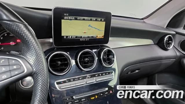2019 Mercedes-Benz GLC-Class X253 GLC350e 4MATIC Premium Sold VIN WDC0G5EB5KF536908 – exterior detail 2019 Mercedes-Benz GLC-Class X253 GLC350e 4MATIC Premium Sold VIN WDC0G5EB5KF536908 – exterior detail
