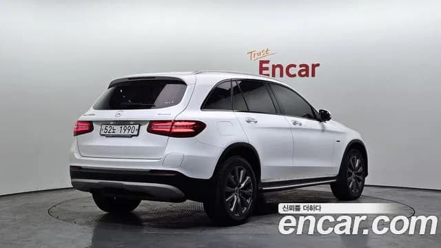 2018 Mercedes-Benz GLC-Class X253 GLC350e 4MATIC Premium Sold VIN WDC0G5EB6JF446665 – photo 14 2018 Mercedes-Benz GLC-Class X253 GLC350e 4MATIC Premium Sold VIN WDC0G5EB6JF446665 – photo 14