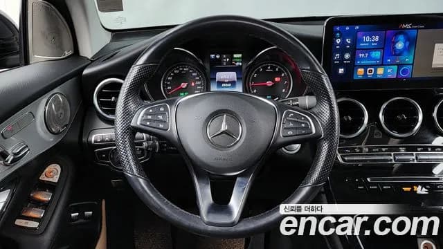 2019 Mercedes-Benz GLC-Class X253 GLC350e 4MATIC Premium Sold VIN WDC0G5EB7KF534609 – side profile 2019 Mercedes-Benz GLC-Class X253 GLC350e 4MATIC Premium Sold VIN WDC0G5EB7KF534609 – side profile