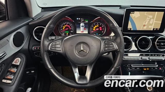 2019 Mercedes-Benz GLC-Class X253 GLC350e 4MATIC Premium Sold VIN WDC0G5EBXKF552697 – side profile 2019 Mercedes-Benz GLC-Class X253 GLC350e 4MATIC Premium Sold VIN WDC0G5EBXKF552697 – side profile