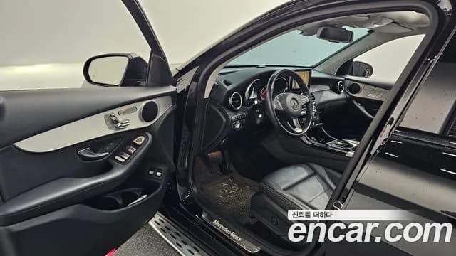 2019 Mercedes-Benz GLC-Class X253 GLC350e 4MATIC Premium Sold VIN WDC0G5EBXKF552697 – photo 18 2019 Mercedes-Benz GLC-Class X253 GLC350e 4MATIC Premium Sold VIN WDC0G5EBXKF552697 – photo 18