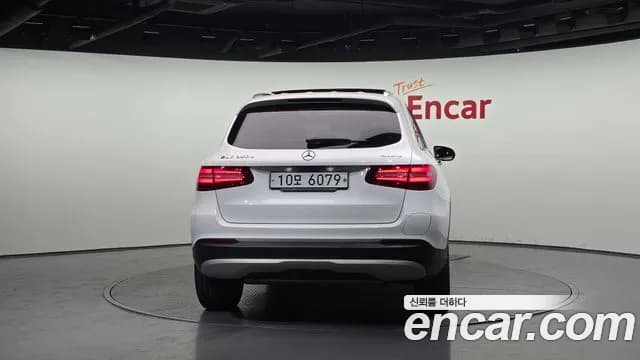 2019 Mercedes-Benz GLC-Class X253 GLC350e 4MATIC Premium Sold VIN WDC0G5EBXKF588163 – photo 15 2019 Mercedes-Benz GLC-Class X253 GLC350e 4MATIC Premium Sold VIN WDC0G5EBXKF588163 – photo 15