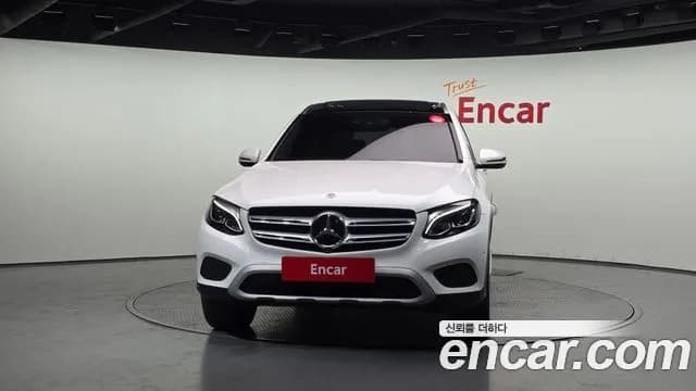 2019 Mercedes-Benz GLC-Class X253 GLC350e 4MATIC Premium Sold VIN WDC0G5EBXKF588163 – photo 17 2019 Mercedes-Benz GLC-Class X253 GLC350e 4MATIC Premium Sold VIN WDC0G5EBXKF588163 – photo 17