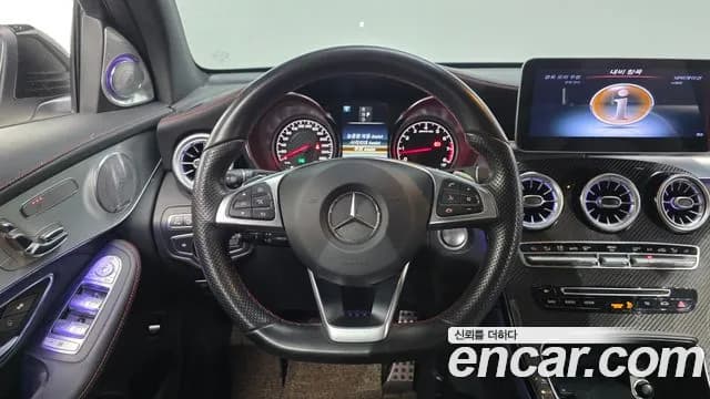 2017 Mercedes-Benz GLC-Class X253 AMG GLC43 4MATIC Sold VIN WDC0G6EB9HF186195 – interior seats 2017 Mercedes-Benz GLC-Class X253 AMG GLC43 4MATIC Sold VIN WDC0G6EB9HF186195 – interior seats
