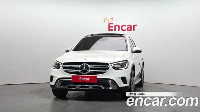 2020 Mercedes-Benz GLC-Class X253 GLC300 4MATIC Sold VIN WDC0G8EBXLF751056 – interior seats 2020 Mercedes-Benz GLC-Class X253 GLC300 4MATIC Sold VIN WDC0G8EBXLF751056 – interior seats