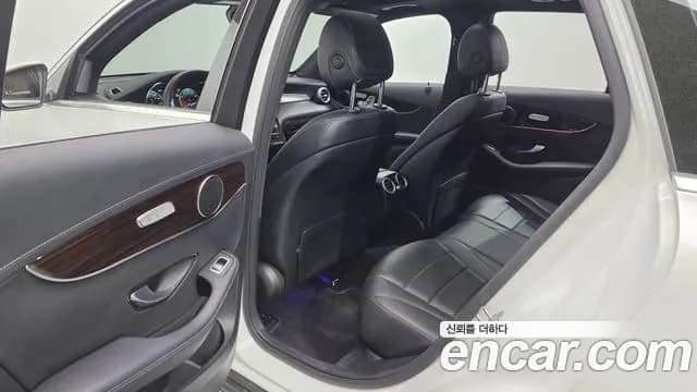 2020 Mercedes-Benz GLC-Class X253 GLC300 4MATIC Sold VIN WDC0G8EBXLF751056 – photo 25 2020 Mercedes-Benz GLC-Class X253 GLC300 4MATIC Sold VIN WDC0G8EBXLF751056 – photo 25