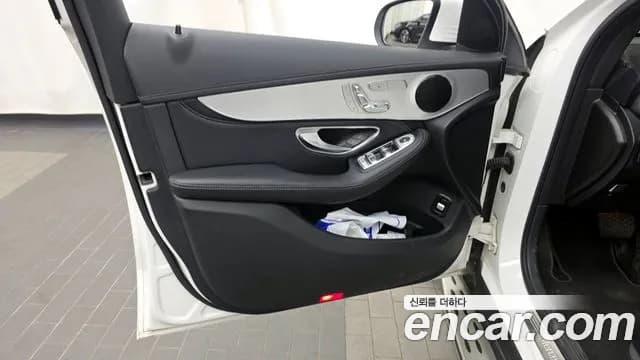 2018 Mercedes-Benz GLC-Class X253 GLC220 d 4MATIC Premium Coupe Sold VIN WDC0J0FB1JF332740 – dashboard 2018 Mercedes-Benz GLC-Class X253 GLC220 d 4MATIC Premium Coupe Sold VIN WDC0J0FB1JF332740 – dashboard