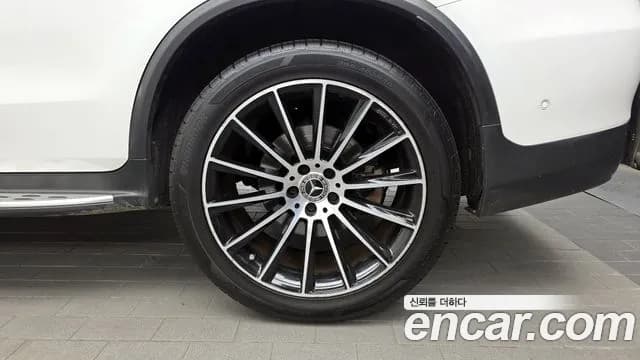 2018 Mercedes-Benz GLC-Class X253 GLC220 d 4MATIC Premium Coupe Sold VIN WDC0J0FB1JF332740 – photo 22 2018 Mercedes-Benz GLC-Class X253 GLC220 d 4MATIC Premium Coupe Sold VIN WDC0J0FB1JF332740 – photo 22