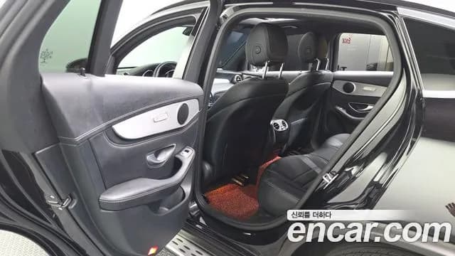 2017 Mercedes-Benz GLC-Class X253 GLC220 d 4MATIC Premium Coupe Sold VIN WDC0J0FB5HF225250 – photo 26 2017 Mercedes-Benz GLC-Class X253 GLC220 d 4MATIC Premium Coupe Sold VIN WDC0J0FB5HF225250 – photo 26
