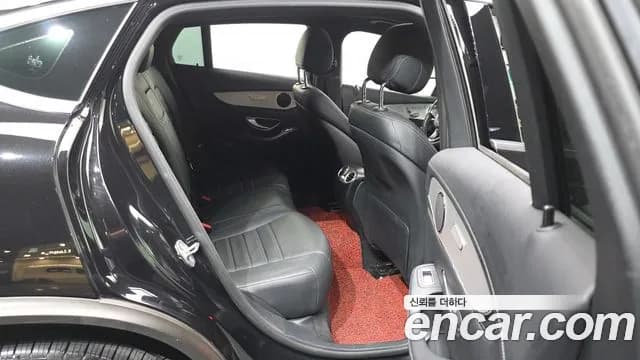 2017 Mercedes-Benz GLC-Class X253 GLC220 d 4MATIC Premium Coupe Sold VIN WDC0J0FB5HF225250 – photo 27 2017 Mercedes-Benz GLC-Class X253 GLC220 d 4MATIC Premium Coupe Sold VIN WDC0J0FB5HF225250 – photo 27