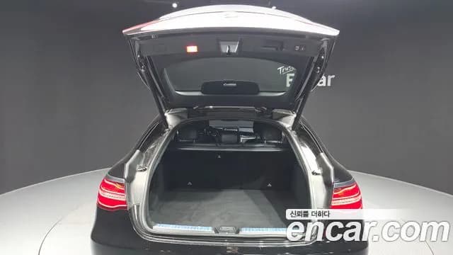2017 Mercedes-Benz GLC-Class X253 GLC220 d 4MATIC Premium Coupe Sold VIN WDC0J0FB5HF277204 – photo 30 2017 Mercedes-Benz GLC-Class X253 GLC220 d 4MATIC Premium Coupe Sold VIN WDC0J0FB5HF277204 – photo 30