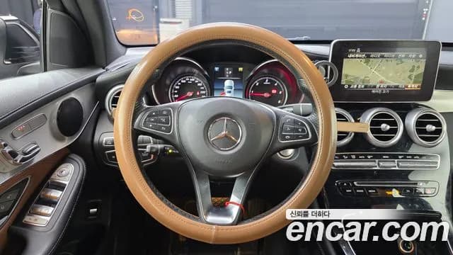 2018 Mercedes-Benz GLC-Class X253 GLC220 d 4MATIC Premium Coupe Sold VIN WDC0J0FB5JF372724 – side profile 2018 Mercedes-Benz GLC-Class X253 GLC220 d 4MATIC Premium Coupe Sold VIN WDC0J0FB5JF372724 – side profile