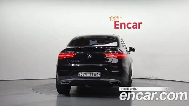 2018 Mercedes-Benz GLC-Class X253 GLC220 d 4MATIC Premium Coupe Sold VIN WDC0J0FB5JF372724 – trunk area 2018 Mercedes-Benz GLC-Class X253 GLC220 d 4MATIC Premium Coupe Sold VIN WDC0J0FB5JF372724 – trunk area