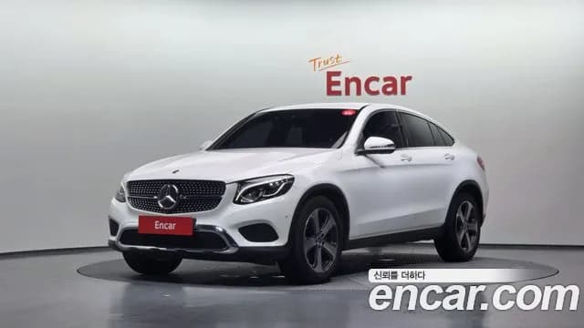 2019 Mercedes-Benz GLC-Class X253 GCL300 4MATIC Coupe Sold VIN WDC0J4KB0KF514606 – trunk area 2019 Mercedes-Benz GLC-Class X253 GCL300 4MATIC Coupe Sold VIN WDC0J4KB0KF514606 – trunk area