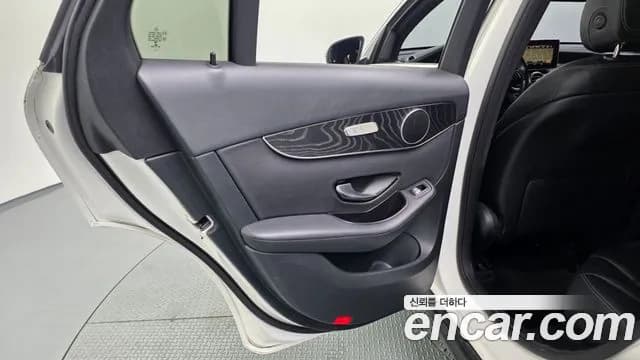 2019 Mercedes-Benz GLC-Class X253 GCL300 4MATIC Coupe Sold VIN WDC0J4KB0KF514606 – photo 23 2019 Mercedes-Benz GLC-Class X253 GCL300 4MATIC Coupe Sold VIN WDC0J4KB0KF514606 – photo 23