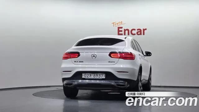 2019 Mercedes-Benz GLC-Class X253 GCL300 4MATIC Coupe Sold VIN WDC0J4KB0KF514606 – photo 27 2019 Mercedes-Benz GLC-Class X253 GCL300 4MATIC Coupe Sold VIN WDC0J4KB0KF514606 – photo 27