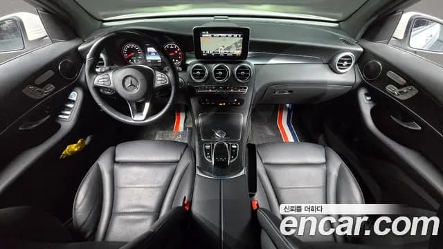 2019 Mercedes-Benz GLC-Class X253 GCL300 4MATIC Coupe Sold VIN WDC0J4KB0KF669754 – photo 12 2019 Mercedes-Benz GLC-Class X253 GCL300 4MATIC Coupe Sold VIN WDC0J4KB0KF669754 – photo 12
