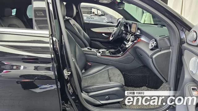 2019 Mercedes-Benz GLC-Class X253 GLC300 4MATIC AMG Line Coupe Sold VIN WDC0J4KB4KF663021 – photo 17 2019 Mercedes-Benz GLC-Class X253 GLC300 4MATIC AMG Line Coupe Sold VIN WDC0J4KB4KF663021 – photo 17