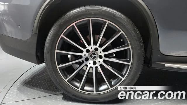 2019 Mercedes-Benz GLC-Class X253 GLC300 4MATIC AMG Line Coupe Sold VIN WDC0J4KB5KF665344 – odometer reading 2019 Mercedes-Benz GLC-Class X253 GLC300 4MATIC AMG Line Coupe Sold VIN WDC0J4KB5KF665344 – odometer reading