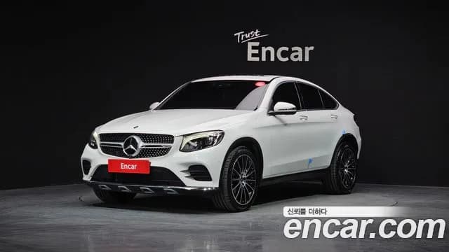 2019 Mercedes-Benz GLC-Class X253 GLC300 4MATIC AMG Line Coupe Sold VIN WDC0J4KB6KF668897 – front exterior 2019 Mercedes-Benz GLC-Class X253 GLC300 4MATIC AMG Line Coupe Sold VIN WDC0J4KB6KF668897 – front exterior