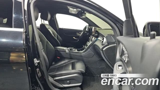 2019 Mercedes-Benz GLC-Class X253 GCL300 4MATIC Coupe Sold VIN WDC0J4KB7KF538224 – photo 17 2019 Mercedes-Benz GLC-Class X253 GCL300 4MATIC Coupe Sold VIN WDC0J4KB7KF538224 – photo 17