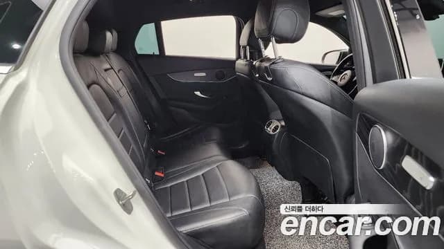 2019 Mercedes-Benz GLC-Class X253 GCL300 4MATIC Coupe Sold VIN WDC0J4KBXKF519716 – rear exterior 2019 Mercedes-Benz GLC-Class X253 GCL300 4MATIC Coupe Sold VIN WDC0J4KBXKF519716 – rear exterior