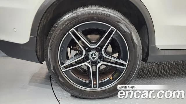 2019 Mercedes-Benz GLC-Class X253 GCL300 4MATIC Coupe Sold VIN WDC0J4KBXKF519716 – side profile 2019 Mercedes-Benz GLC-Class X253 GCL300 4MATIC Coupe Sold VIN WDC0J4KBXKF519716 – side profile