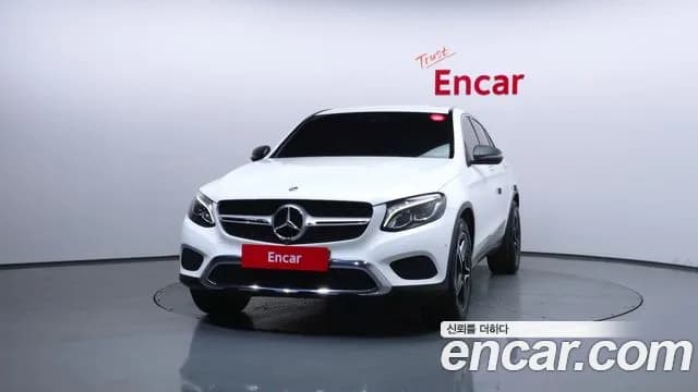 2019 Mercedes-Benz GLC-Class X253 GCL300 4MATIC Coupe Sold VIN WDC0J4KBXKF519716 – engine bay 2019 Mercedes-Benz GLC-Class X253 GCL300 4MATIC Coupe Sold VIN WDC0J4KBXKF519716 – engine bay
