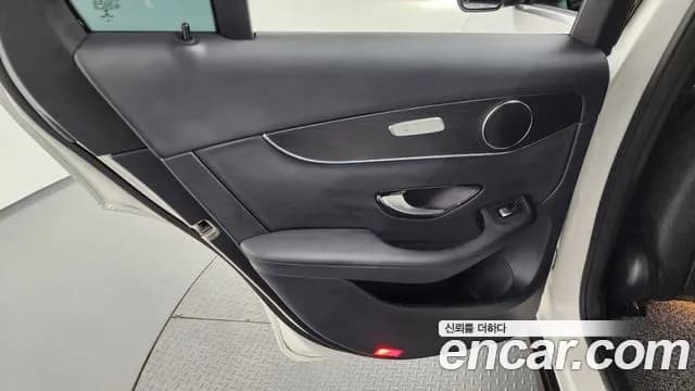2019 Mercedes-Benz GLC-Class X253 GCL300 4MATIC Coupe Sold VIN WDC0J4KBXKF519716 – photo 13 2019 Mercedes-Benz GLC-Class X253 GCL300 4MATIC Coupe Sold VIN WDC0J4KBXKF519716 – photo 13
