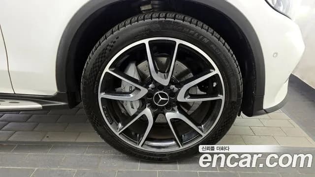 2019 Mercedes-Benz GLC-Class X253 AMG GLC43 4MATIC Coupe Sold VIN WDC0J6EB3KF547056 – exterior detail 2019 Mercedes-Benz GLC-Class X253 AMG GLC43 4MATIC Coupe Sold VIN WDC0J6EB3KF547056 – exterior detail
