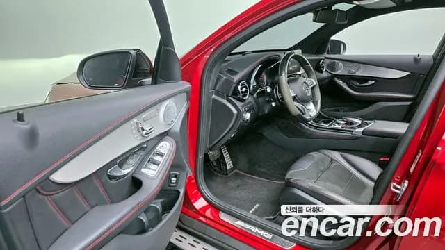 2019 Mercedes-Benz GLC-Class X253 AMG GLC43 4MATIC Coupe Sold VIN WDC0J6EB6KF551909 – exterior detail 2019 Mercedes-Benz GLC-Class X253 AMG GLC43 4MATIC Coupe Sold VIN WDC0J6EB6KF551909 – exterior detail