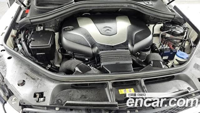 2018 Mercedes-Benz GLE-Class W166 GLE350 d 4MATIC Premium Sold VIN WDCDA2EB2JB034882 – exterior detail 2018 Mercedes-Benz GLE-Class W166 GLE350 d 4MATIC Premium Sold VIN WDCDA2EB2JB034882 – exterior detail