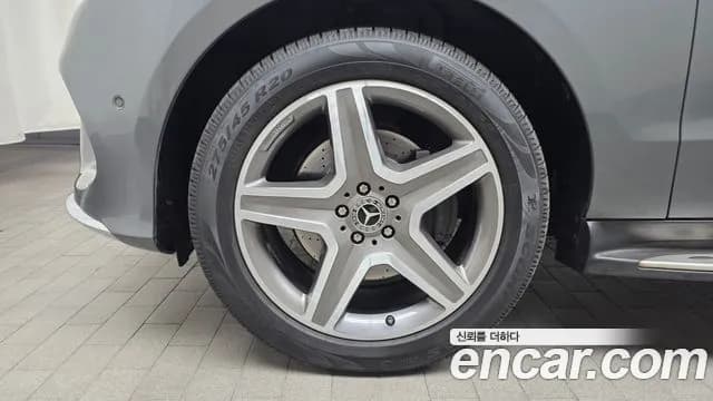 2018 Mercedes-Benz GLE-Class W166 GLE350 d 4MATIC Premium Sold VIN WDCDA2EB3JB067292 – photo 14 2018 Mercedes-Benz GLE-Class W166 GLE350 d 4MATIC Premium Sold VIN WDCDA2EB3JB067292 – photo 14