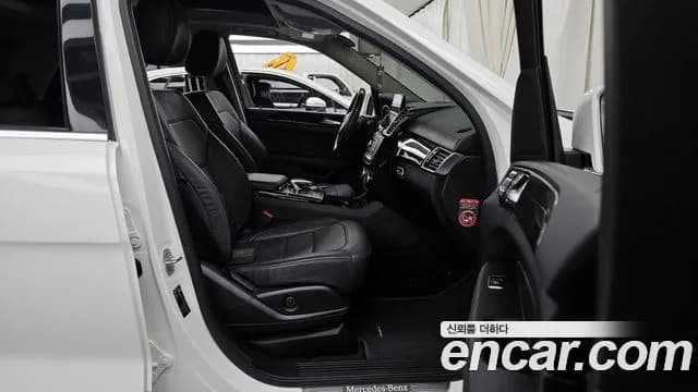 2017 Mercedes-Benz GLE-Class W166 GLE350 d 4MATIC Sold VIN WDCDA2EB5HA906147 – rear exterior 2017 Mercedes-Benz GLE-Class W166 GLE350 d 4MATIC Sold VIN WDCDA2EB5HA906147 – rear exterior