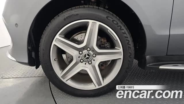 2017 Mercedes-Benz GLE-Class W166 GLE350 d 4MATIC Sold VIN WDCDA2EB6HA912846 – front exterior 2017 Mercedes-Benz GLE-Class W166 GLE350 d 4MATIC Sold VIN WDCDA2EB6HA912846 – front exterior