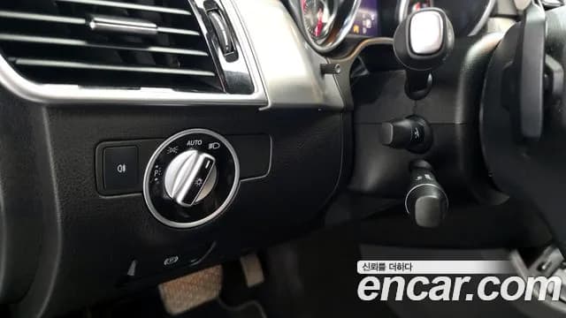2018 Mercedes-Benz GLE-Class W166 GLE350 d 4MATIC Sold VIN WDCDA2EB8JB114123 – engine bay 2018 Mercedes-Benz GLE-Class W166 GLE350 d 4MATIC Sold VIN WDCDA2EB8JB114123 – engine bay