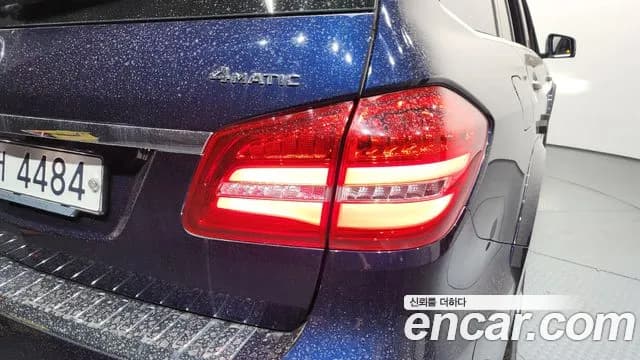 2017 Mercedes-Benz GLS-Class X166 GLS500 4MATIC Sold VIN WDCDF7DE4HA833993 – front exterior 2017 Mercedes-Benz GLS-Class X166 GLS500 4MATIC Sold VIN WDCDF7DE4HA833993 – front exterior
