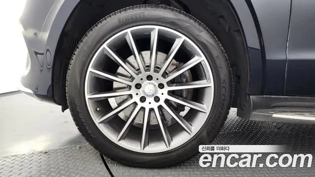 2017 Mercedes-Benz GLS-Class X166 GLS500 4MATIC Sold VIN WDCDF7DE4HA833993 – photo 21 2017 Mercedes-Benz GLS-Class X166 GLS500 4MATIC Sold VIN WDCDF7DE4HA833993 – photo 21